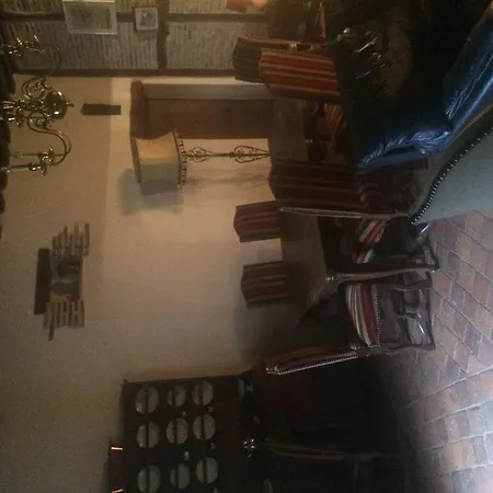 Chateau De Villars 3*