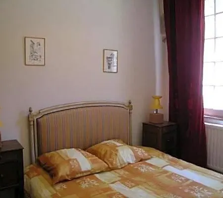 Chateau De Villars Bed and breakfast Villeneuve-sur-Allier