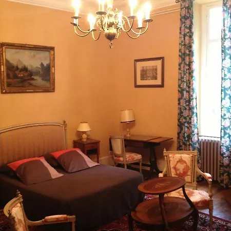 Chateau De Villars 3*